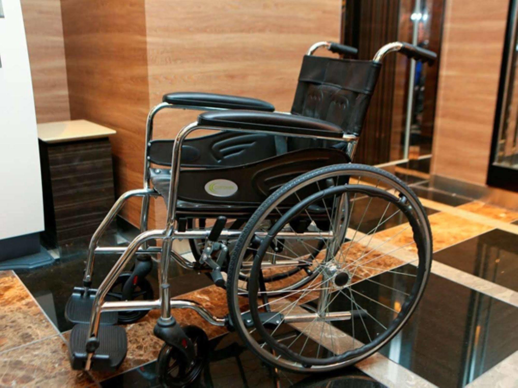 Apa Hotel Higashi Nihombashi Ekimae Tóquio Exterior foto